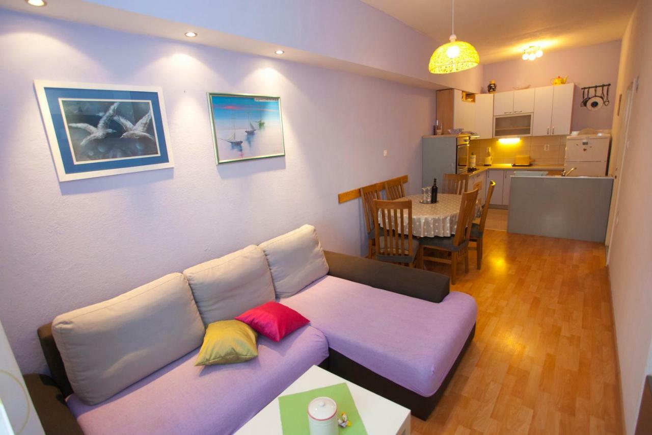 Apartmani Ruza Макарська Екстер'єр фото