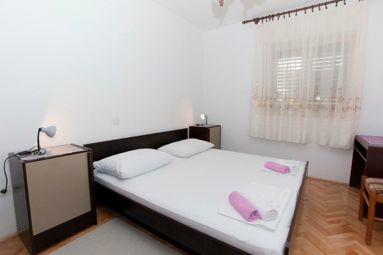 Apartmani Ruza Макарська Екстер'єр фото
