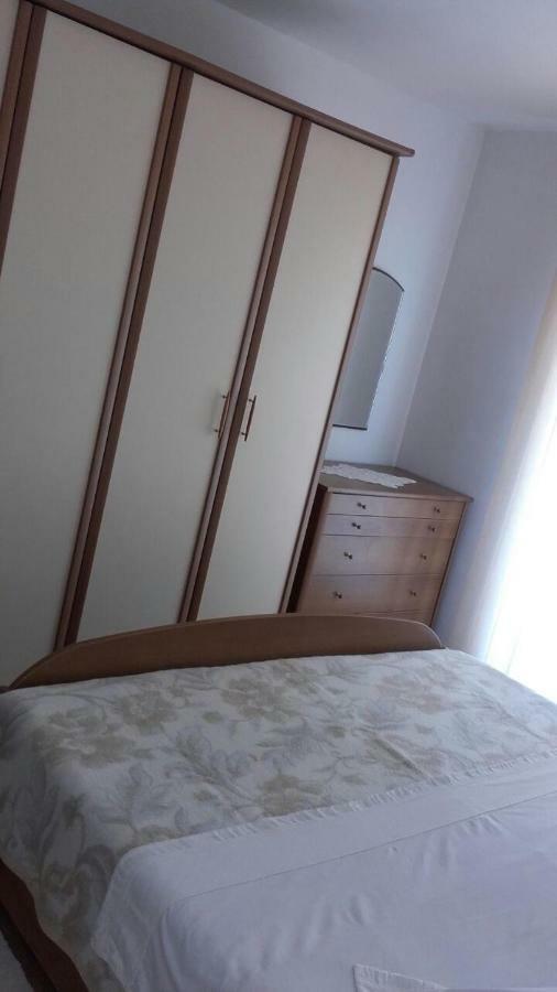 Apartmani Ruza Макарська Екстер'єр фото