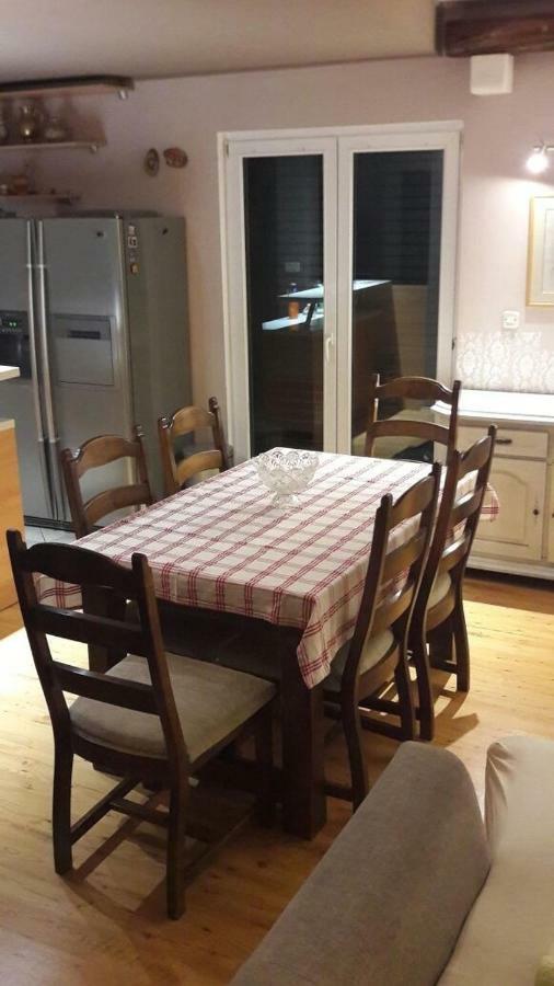 Apartmani Ruza Макарська Екстер'єр фото